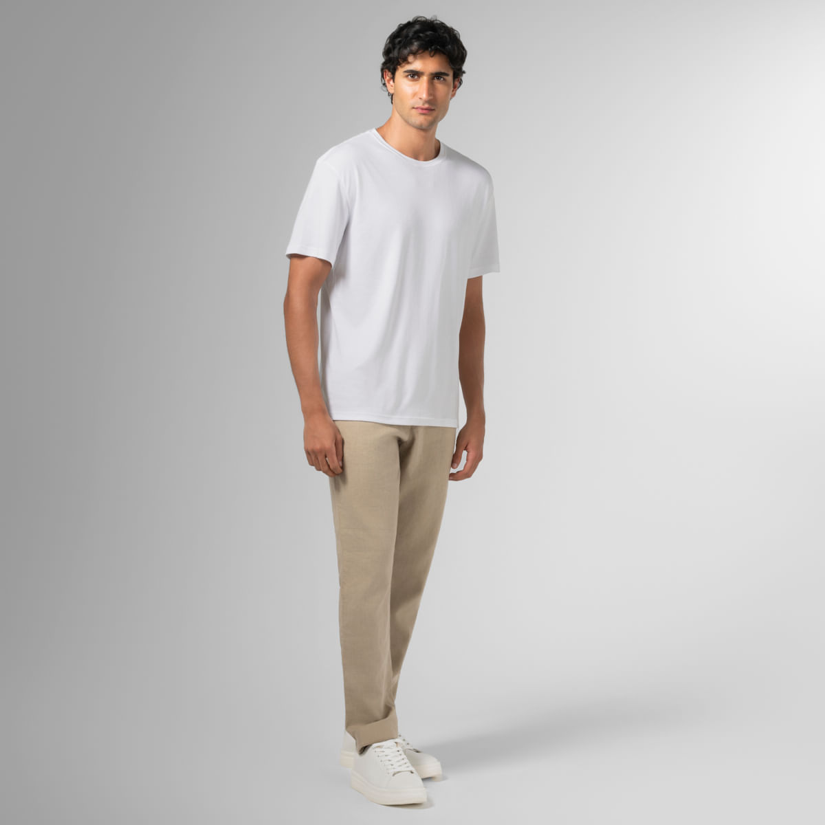 08 04 0018 Camiseta Gael Branco 001